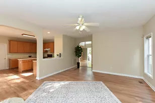 406 Somersview Dr, Chapel Hill, NC 27514 - Photo 7