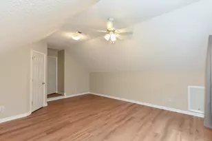 406 Somersview Dr, Chapel Hill, NC 27514 - Photo 35