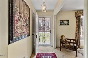 107 Aberdeen Ct, Carrboro, NC 27510 - Photo 5