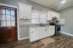 201 N Massey St, Selma, NC 27576 - Photo 7