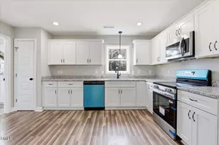 102 E Pope Ave, Kenly, NC 27542 - Photo 7