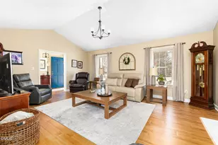 1157 Franklin Ln, Henderson, NC 27537 - Photo 5