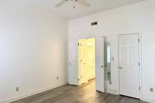 205 Standish Dr, Chapel Hill, NC 27517 - Photo 3