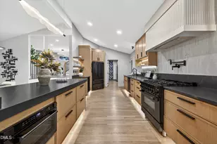 3601 Swann St, Raleigh, NC 27612 - Photo 9