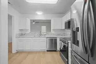 4805 Tanglewood Oaks St, Raleigh, NC 27610 - Photo 11