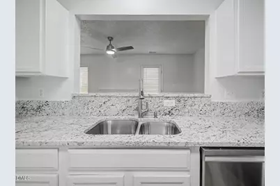 4805 Tanglewood Oaks Street, Raleigh, NC 27610 - Photo 15