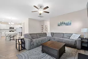 8 Sanford Ln, Dunn, NC 28334 - Photo 11