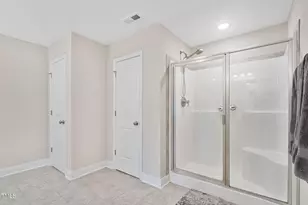 8 Sanford Ln, Dunn, NC 28334 - Photo 29