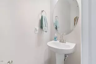 8 Sanford Ln, Dunn, NC 28334 - Photo 21