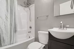 7010 Longstreet Dr, Raleigh, NC 27615 - Photo 5