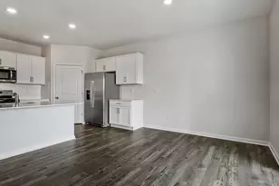 218 Pisgah St, Sanford, NC 27330 - Photo 9