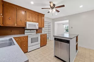 5917 Scalybark Rd, Durham, NC 27712 - Photo 19