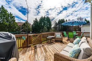 2016 Ambrose Park Ln, Cary, NC 27518 - Photo 33