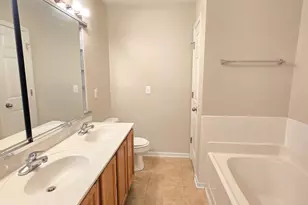 8641 Neuse Club Ln, Raleigh, NC 27616 - Photo 33