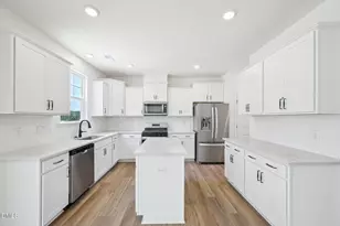 1052 Bolton Pointe Dr, Zebulon, NC 27597 - Photo 5