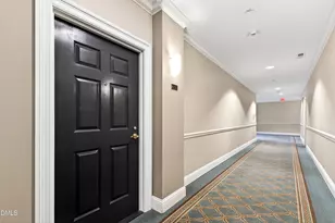 2813 Market Bridge Ln, Raleigh, NC 27608 - Photo 5