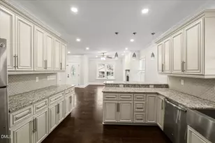 2402 Green St, Durham, NC 27705 - Photo 9