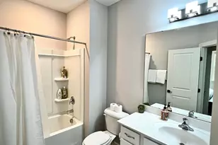 1018 Manorhaven Dr, Durham, NC 27703 - Photo 57