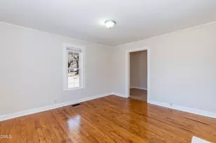 1005 W Thomas St, Rocky Mount, NC 27804 - Photo 11