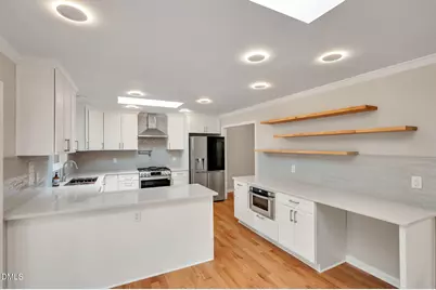 807 Ellynn Drive, Cary, NC 27511 - Photo 5