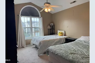 2044 Metacomet Way, Raleigh, NC 27604 - Photo 9