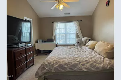 2044 Metacomet Way, Raleigh, NC 27604 - Photo 7