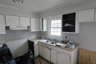 515 Nc-71 Hwy, Maxton, NC 28364 - Photo 11