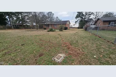 515 Nc-71 Hwy, Maxton, NC 28364 - Photo 3