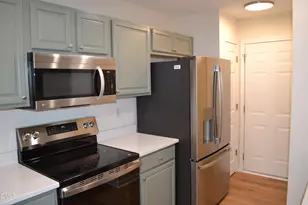 7548 Brighton Hill Ln, Cary, NC 27502 - Photo 7