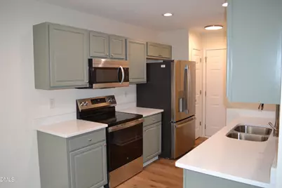 7548 Brighton Hill Lane, Cary, NC 27502 - Photo 5