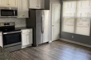 8960 Commons Townes Dr, Raleigh, NC 27616 - Photo 5