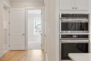 2620 Tidwell St, Raleigh, NC 27608 - Photo 13