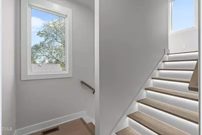 226 Woodsborough Place, Raleigh, NC 27601 - Photo 11