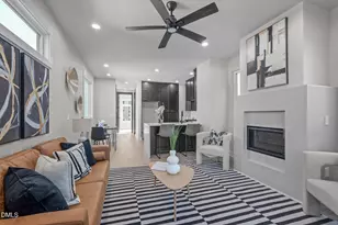 226 Woodsborough Pl, Raleigh, NC 27601 - Photo 7