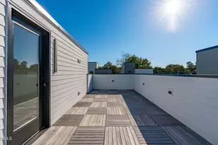 226 Woodsborough Pl, Raleigh, NC 27601 - Photo 29