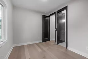 226 Woodsborough Pl, Raleigh, NC 27601 - Photo 25