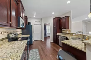 176 Hannah Dr, Clayton, NC 27520 - Photo 31