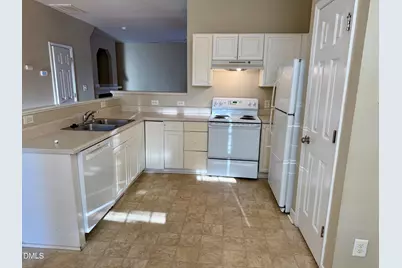 8304 Tierra Del Sol Way, Raleigh, NC 27616 - Photo 3