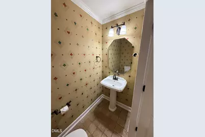 3647 Edgemont Drive, Raleigh, NC 27612 - Photo 15