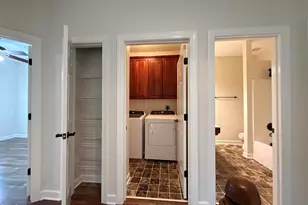 3647 Edgemont Dr, Raleigh, NC 27612 - Photo 51