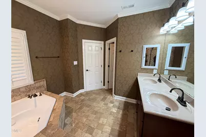 3647 Edgemont Drive, Raleigh, NC 27612 - Photo 63