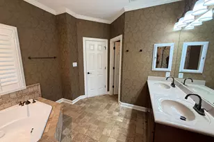 3647 Edgemont Dr, Raleigh, NC 27612 - Photo 63