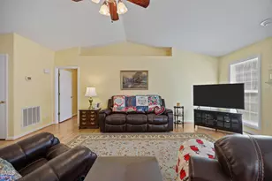 120 Woodcroft Dr, Youngsville, NC 27596 - Photo 9