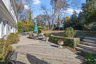 2416 E Lake Dr, Raleigh, NC 27609 - Photo 39