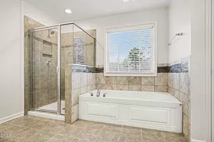 91 Stratford Ln, Clayton, NC 27527 - Photo 5