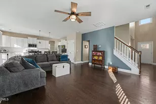 297 Hawkesburg Dr, Clayton, NC 27527 - Photo 9