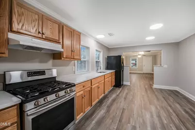 600 E Lizzie Street, Selma, NC 27576 - Photo 9