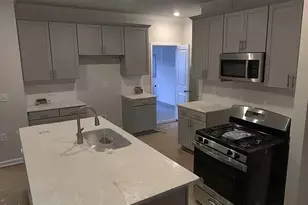 956 Maple Br Cir, Graham, NC 27253 - Photo 5