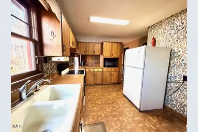 6998 US 421 S, Bear Creek, NC 27207 - Photo 19