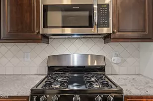 540 Old Mill Village Dr, Apex, NC 27502 - Photo 9